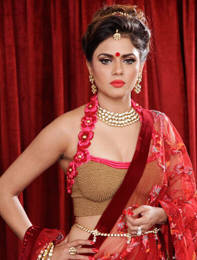 Professional Bridal makeup style - OOV Unisex Salon